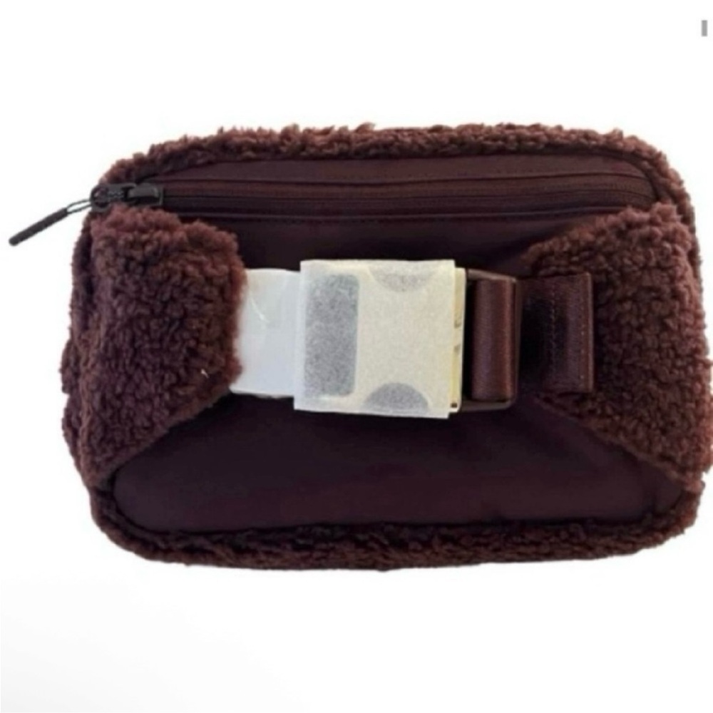NWT- Lululemon Everywhere Belt Bag Large 2L Brown Fleece - Picture 12 of 13